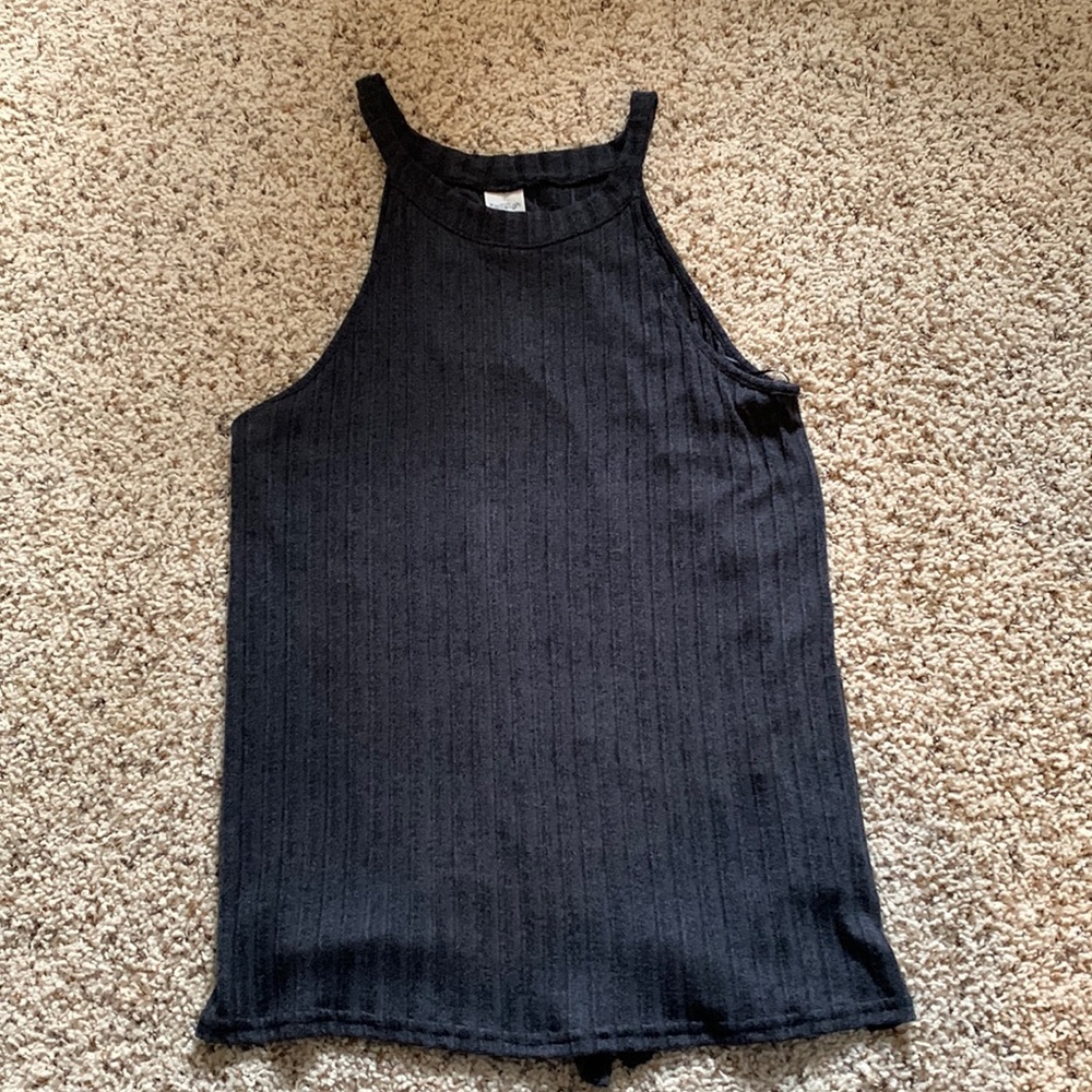 Kaileigh sleeveless top. New with tags.